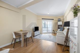Apartamento T2 Remodelado na Calçada dos Barbadinhos, Lisboa - Grande imagem: 4/25