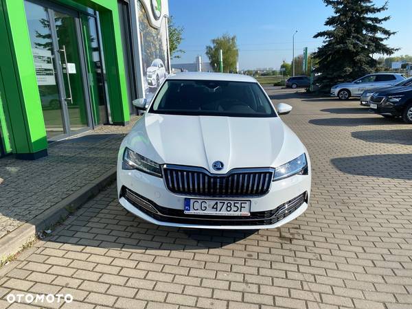 Skoda Superb 2.0 TSI Style DSG - 2