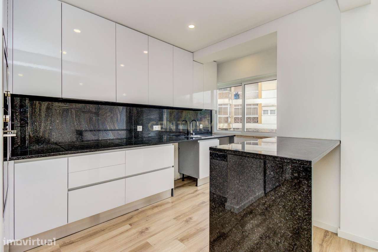 APARTAMENTO T2 PARA ARRENDAMENTO EM MEM MARTINS - Grande imagem: 5/24