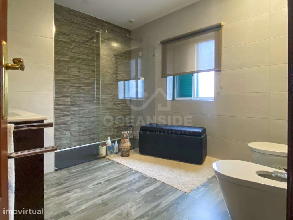 Moradia Independente Em Escalos De Baixo-23