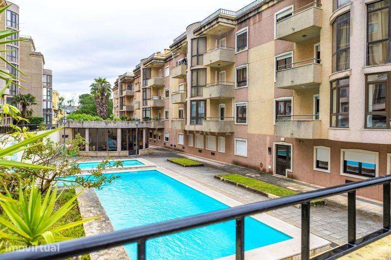 Apartamento T2 C/ elevador - Condomínio Fechado em Mina de Água, Amado - Grande imagem: 2/29