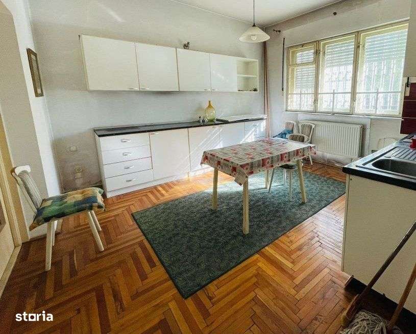 Casa solida in zona De Mijloc - Colina Universitatii-3