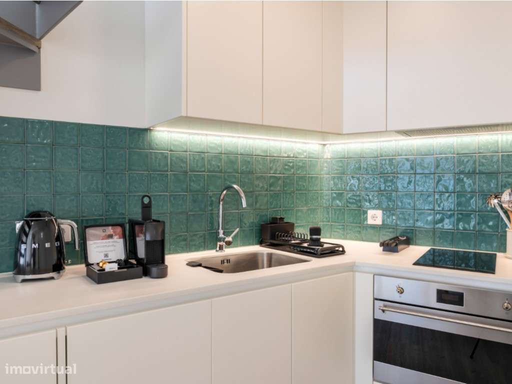 Moradia T2 - Junto ao Jardim do Morro e Serra do Pilar - Vistas sob... - Grande imagem: 5/33