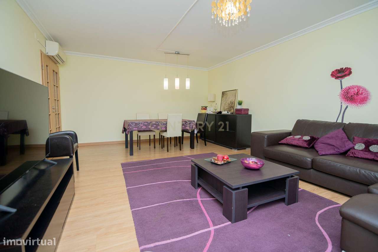 NÃO PERCA ESTA GRANDE OPORTUNIDADE! APARTAMENTO T3 MODERNO E ESPAÇOSO - Grande imagem: 1/33