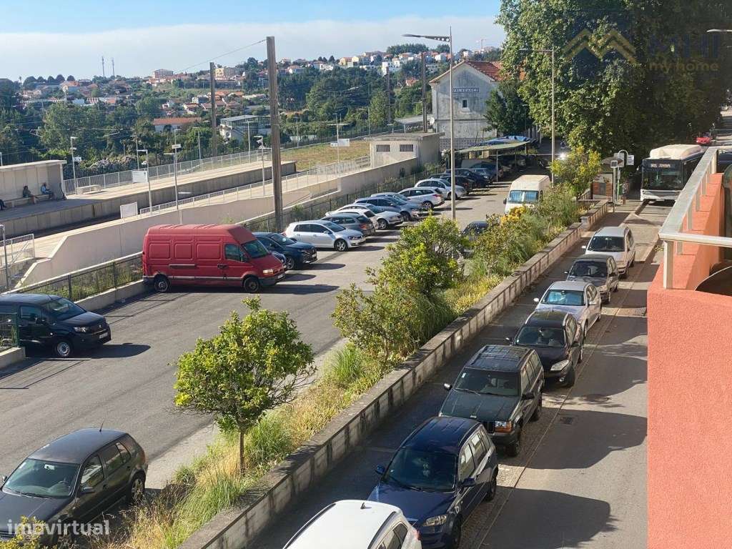 Apartamento T2 junto estação CP Valadares-20
