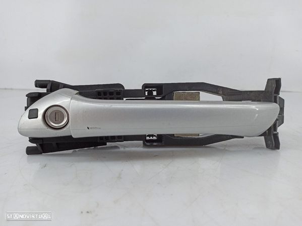 Puxador Exterior Frt Frente Esquerdo Mercedes-Benz C-Class (W203) - 1