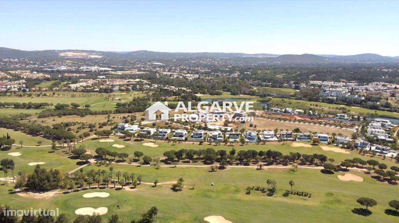 T3 no 1.º Andar com Amplo Terraço e Arrecadação Espaçosa - Grande imagem: 3/50