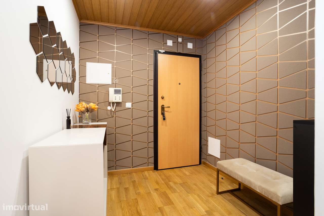 Descubra o Lar Perfeito: Apartamento T3 com Piscina e Jardim em Condom-26