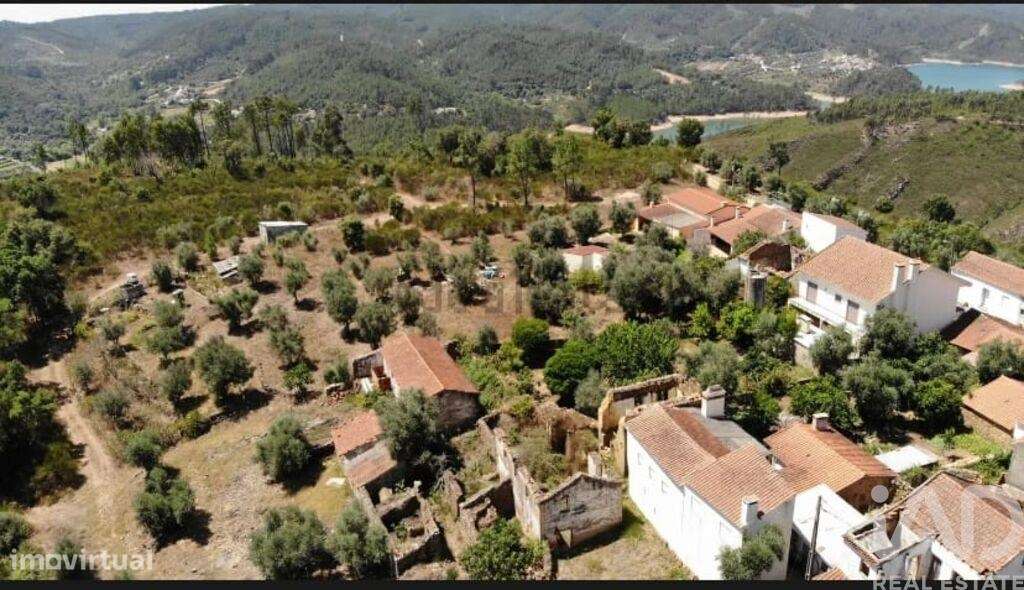 Terreno em Vila de Rei de 320,00 m2 - Grande imagem: 2/4