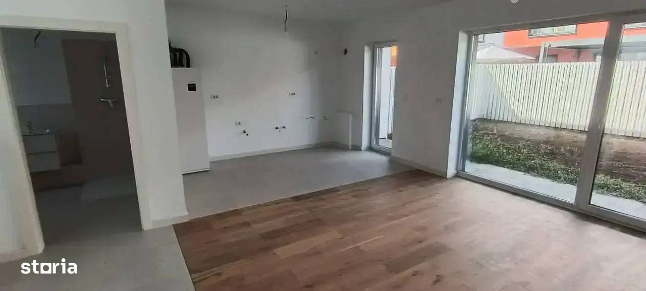 Pipera Plaza VILA 3 Camere Cu Gradina 40 MP Mutare Rapida Comision 0 - Imagine principală: 3/16