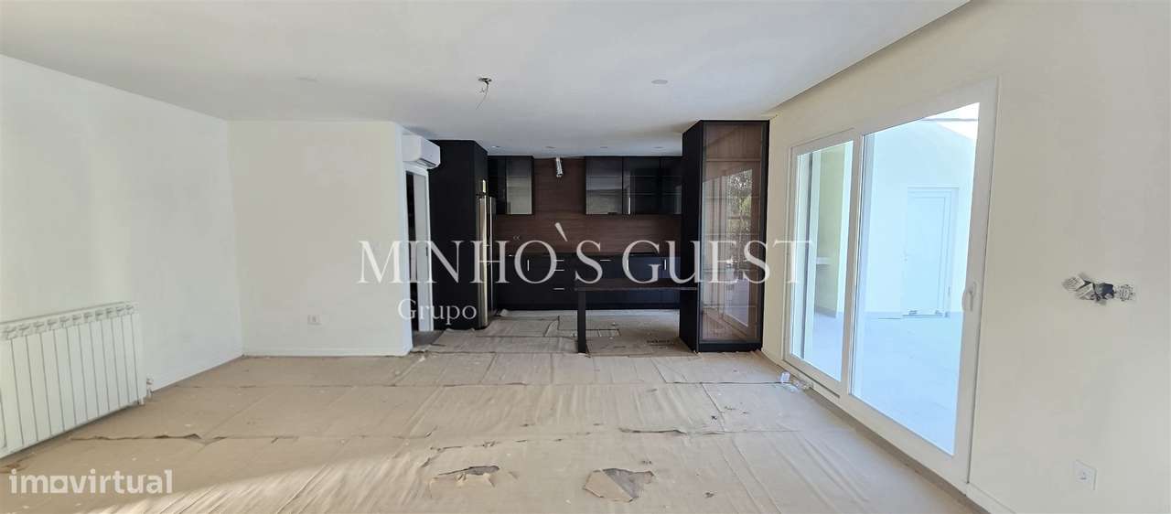 Moradia Individual V3 Nova c/ Piscina, Churrasqueira e Jardim em Espin - Grande imagem: 5/27