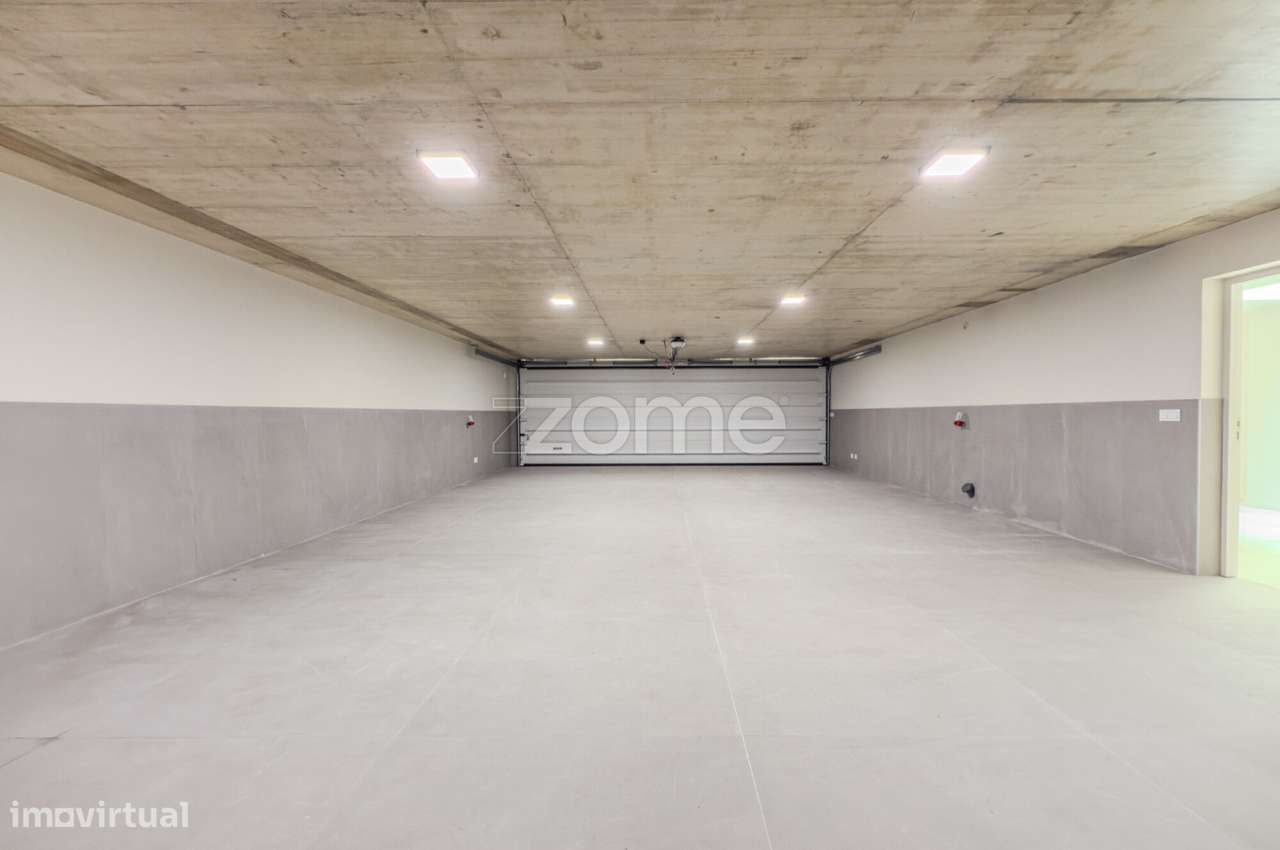 Moradia T4 com piscina aquecida na praia da Madalena - Grande imagem: 5/51