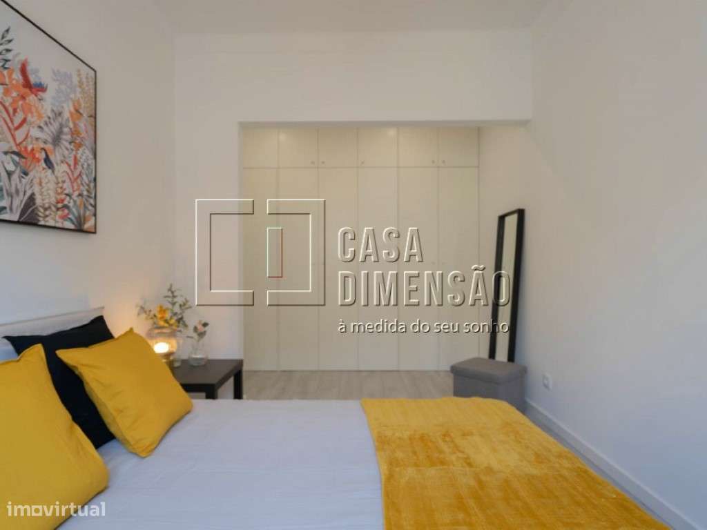 Apartamento T3 em Benfica, com Varandas, Totalmente Mobilado e Pron...-38