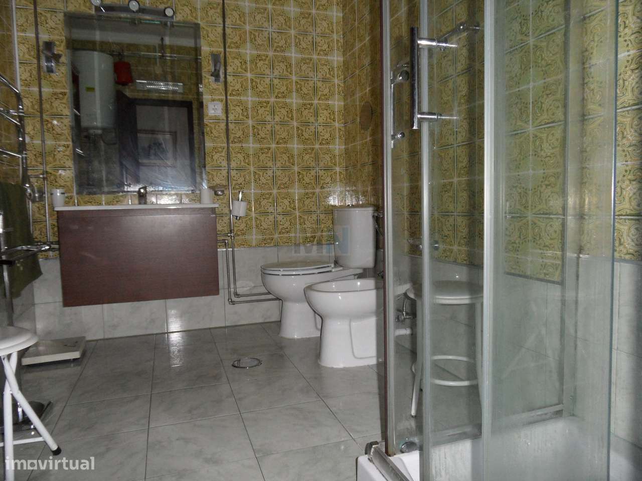 Apartamento T2 com Áreas Generosas e Varanda em Celas-4