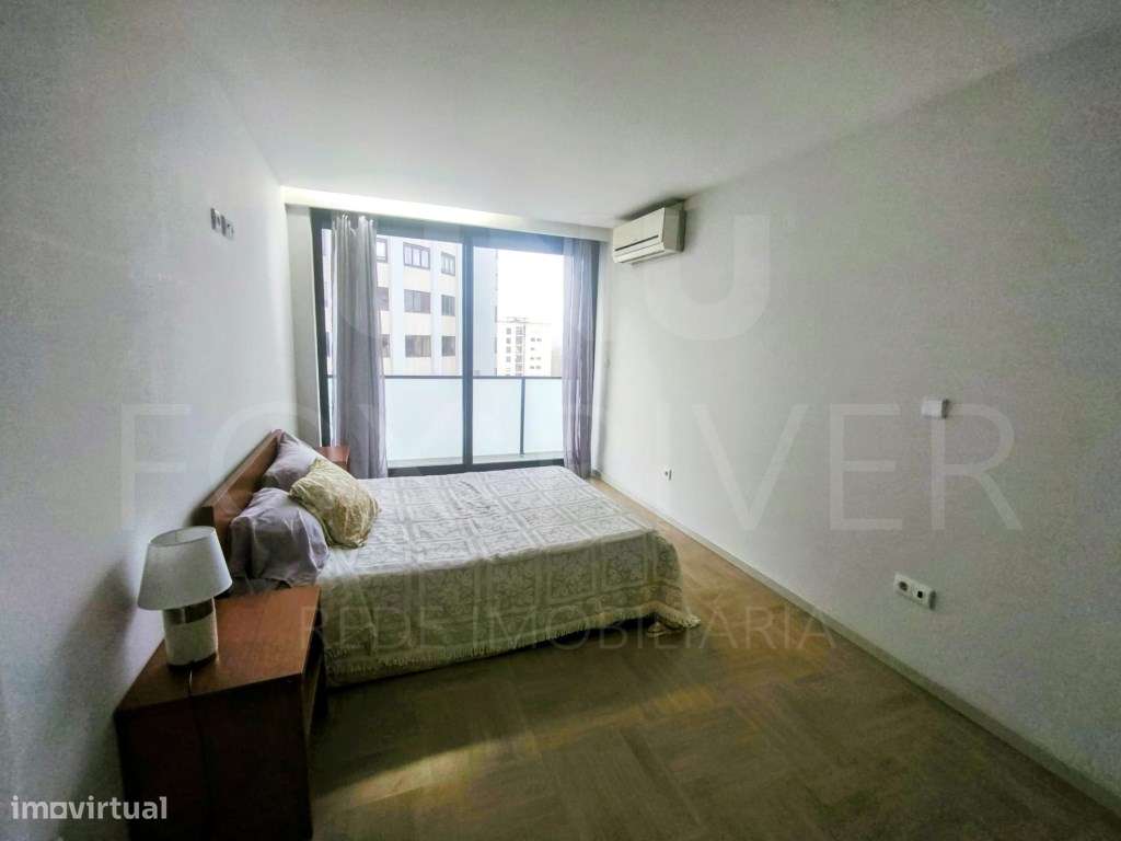 Apartamento T3 - Centro de Valença-13