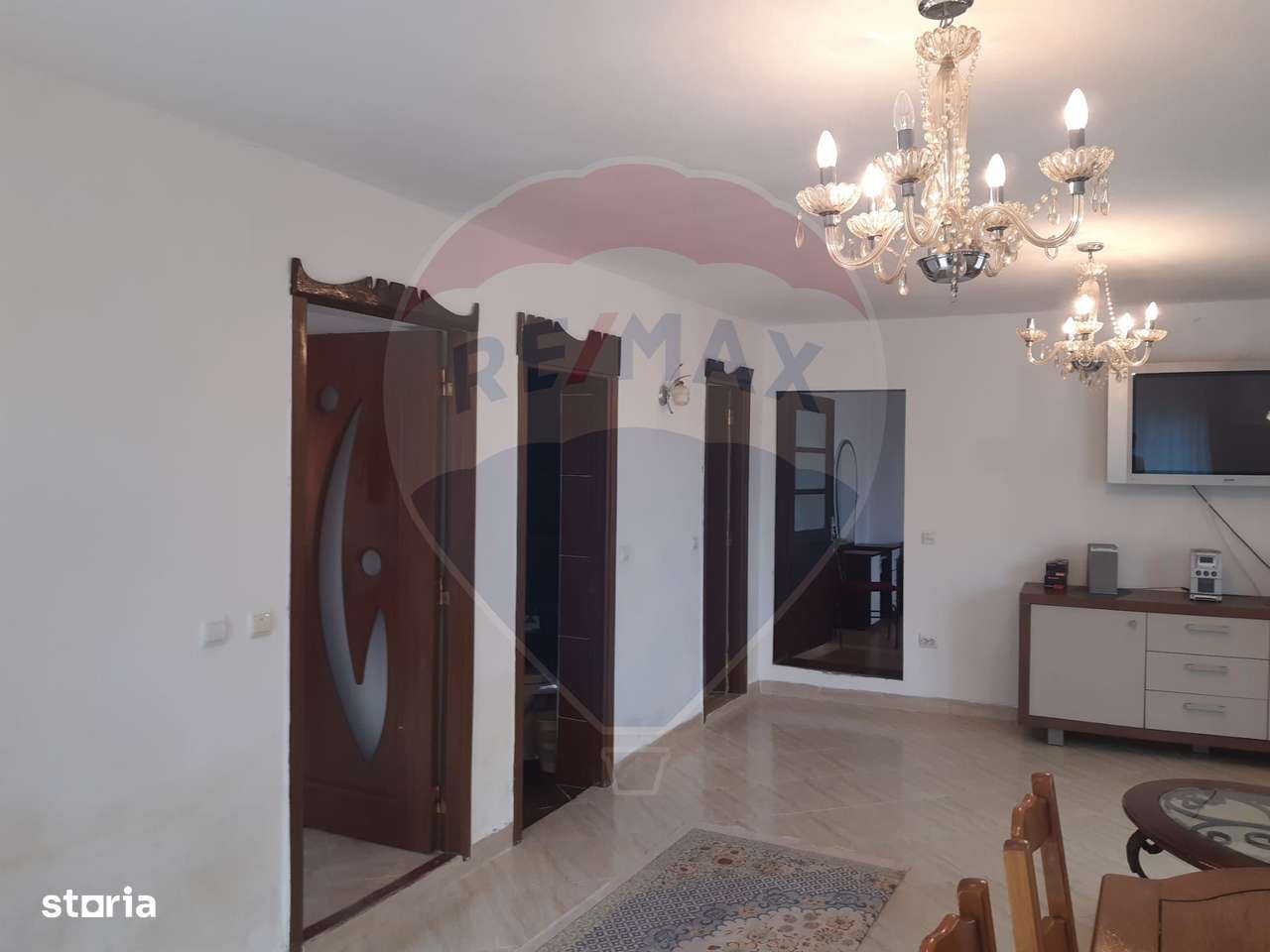 Casă / Vilă cu 7 camere de vânzare în zona Bran-Tohanita-10