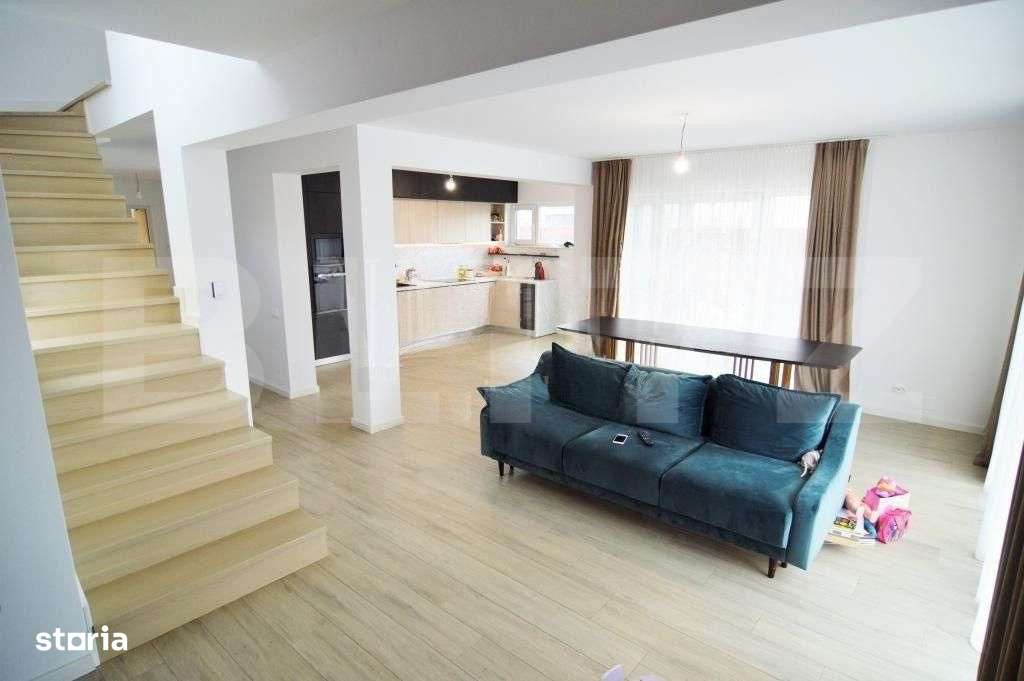 Casa individuala, 5 camere, 155 mp, 328 mp de teren, zona de case - Imagine principală: 2/9