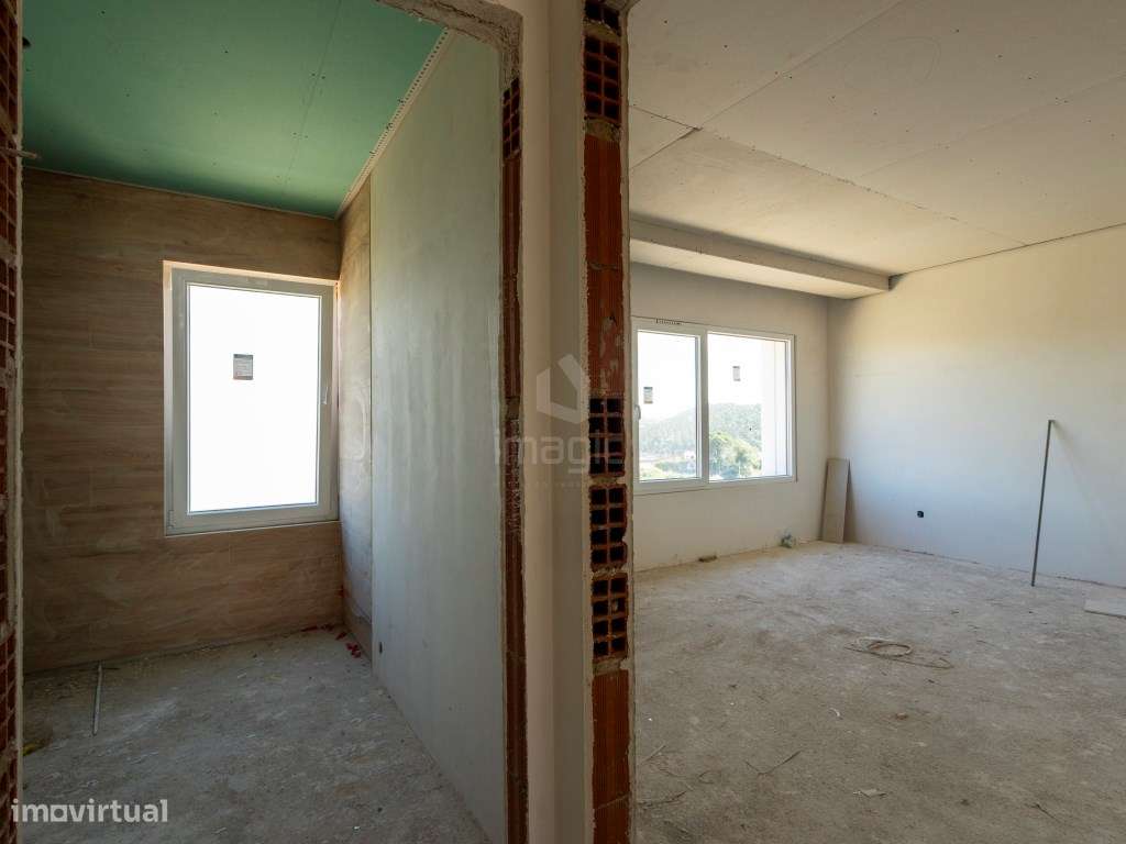 Moradia T4 nova com piscina e de Design moderno, em Mafra.-7