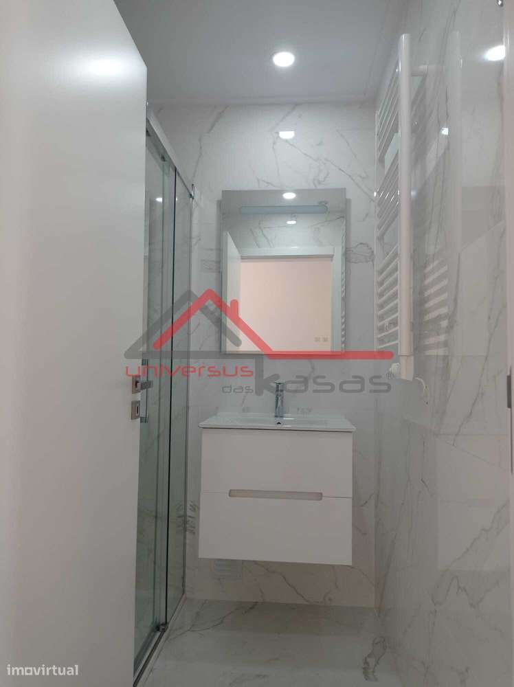 Apartamento Novo T5 Duplex com Garagem Urb Sra Atalaia Montijo-16