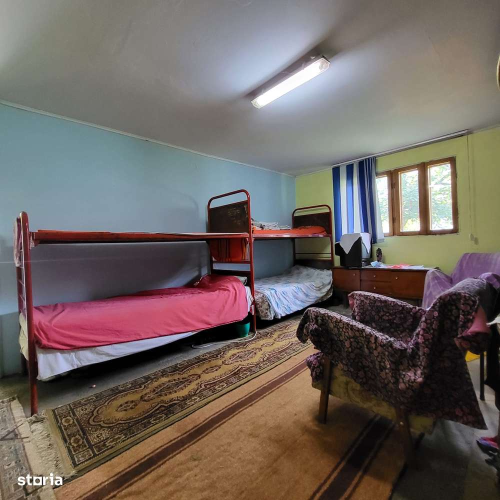 Casă cu 3 camere în Onești-7