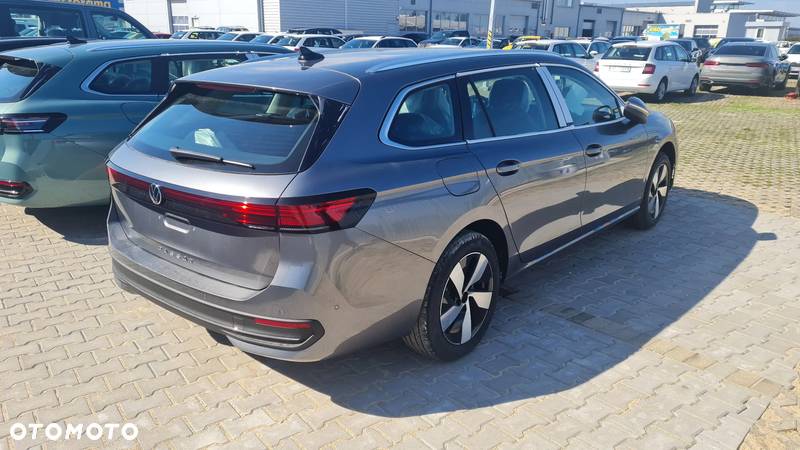 Volkswagen Passat 2.0 TDI EVO Business DSG - 5