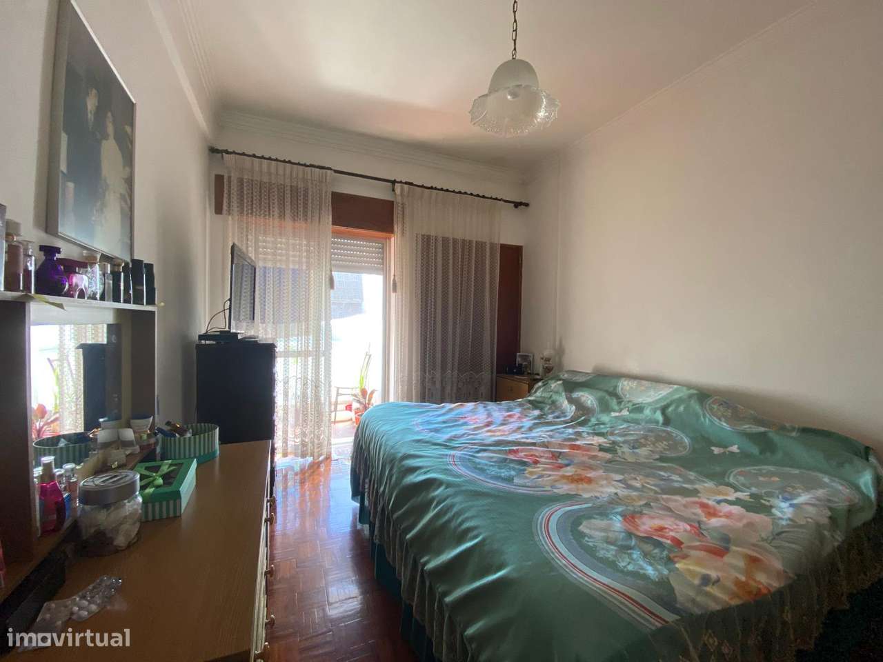 T2 na Rinchoa (Rio de Mouro) | Excelente localização | Estacionamento - Grande imagem: 2/13