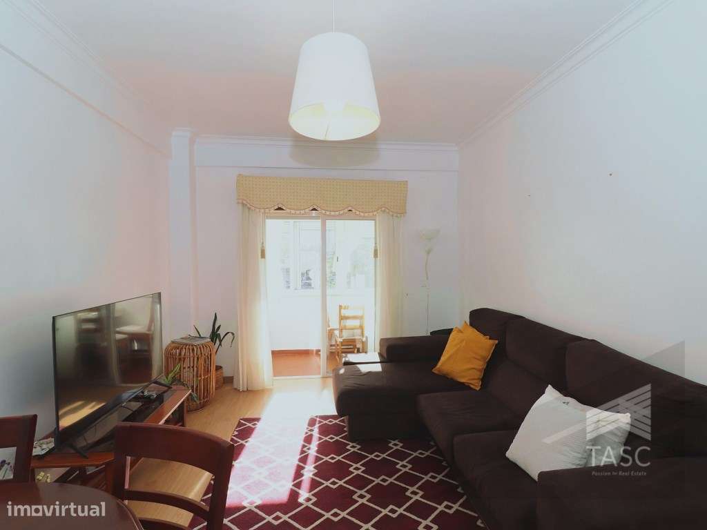 Apartamento T2 na Amadora - Grande imagem: 3/24
