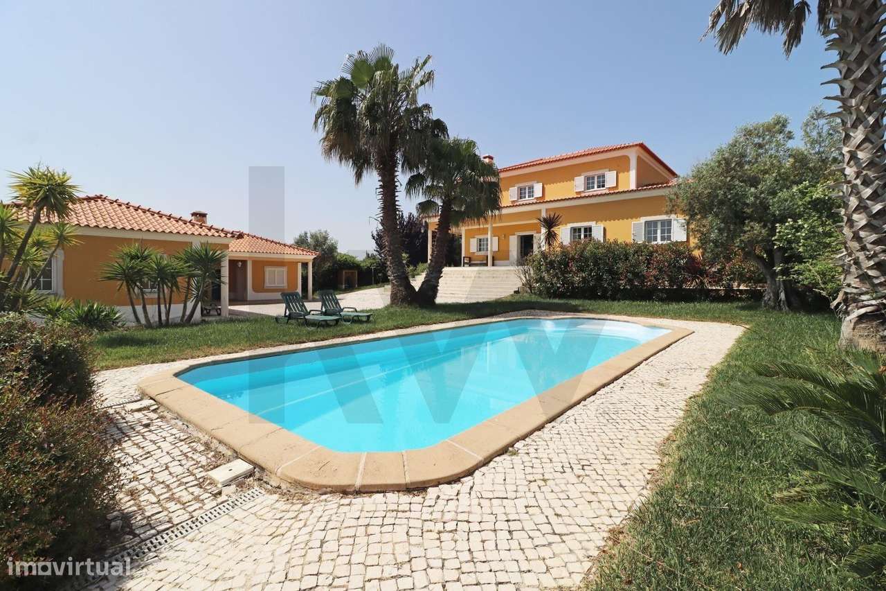 Moradia de Luxo com Piscina e Vistas Panorâmicas | Moçarria, Santarém-49