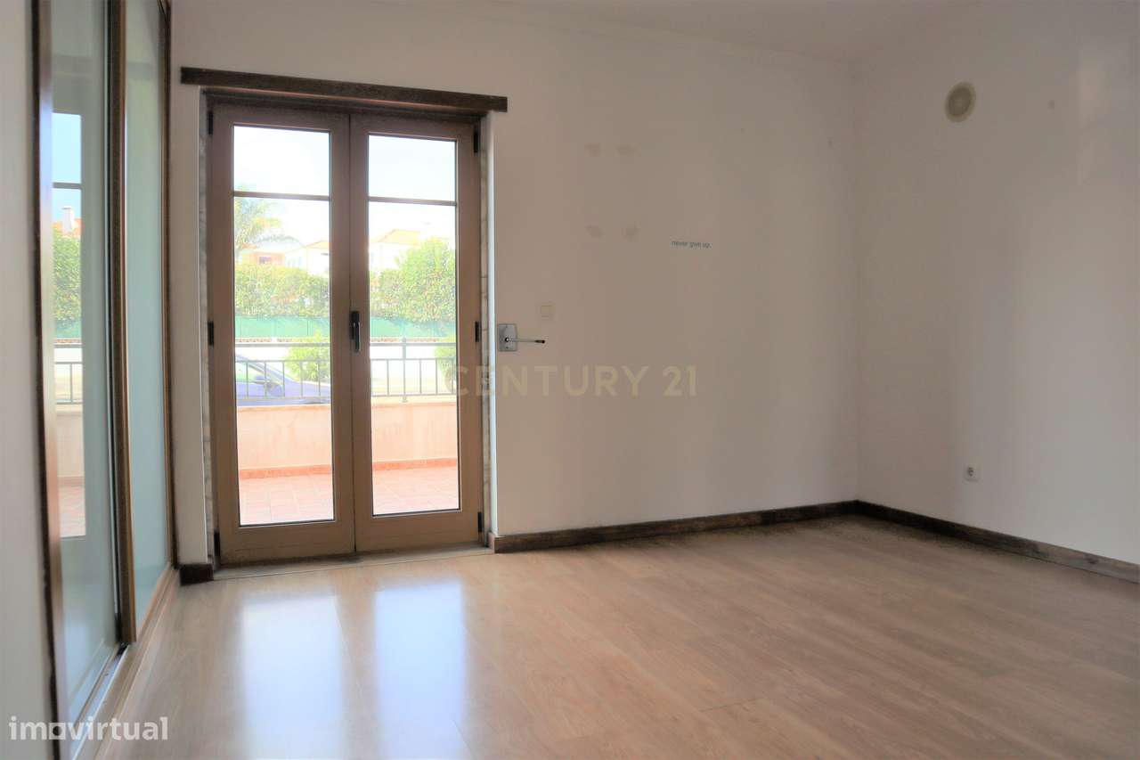 Apartamento, 79 m², Mafra-13