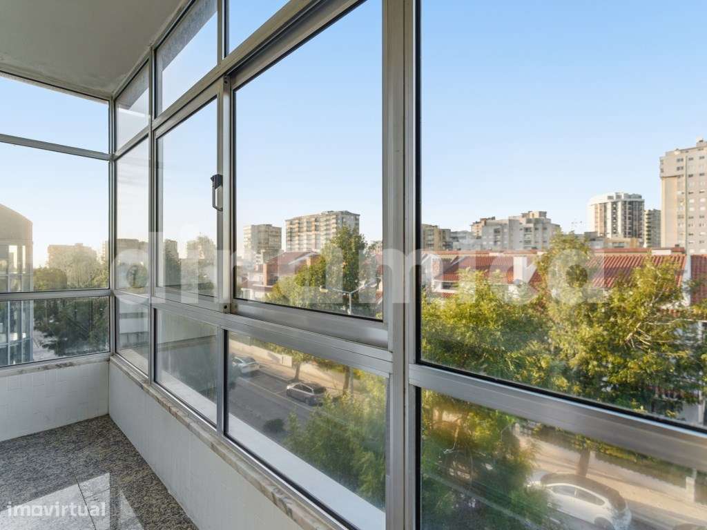 Apartamento T3+1 com 4 Frentes na Póvoa de Varzim - A 350m da Praia-6