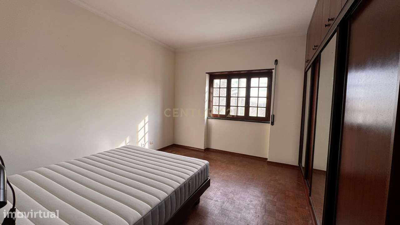 Moradia T5 com Terreno Generoso  - Mafra-33