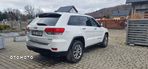 Jeep Grand Cherokee - 12