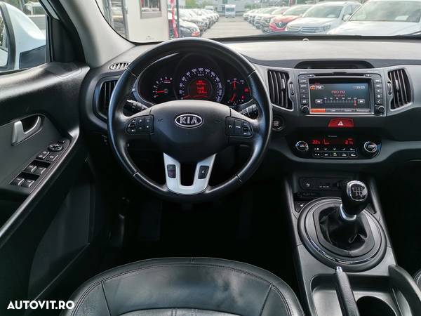 Kia Sportage 1.7 DSL MT 4x2 PREMIUM - 9