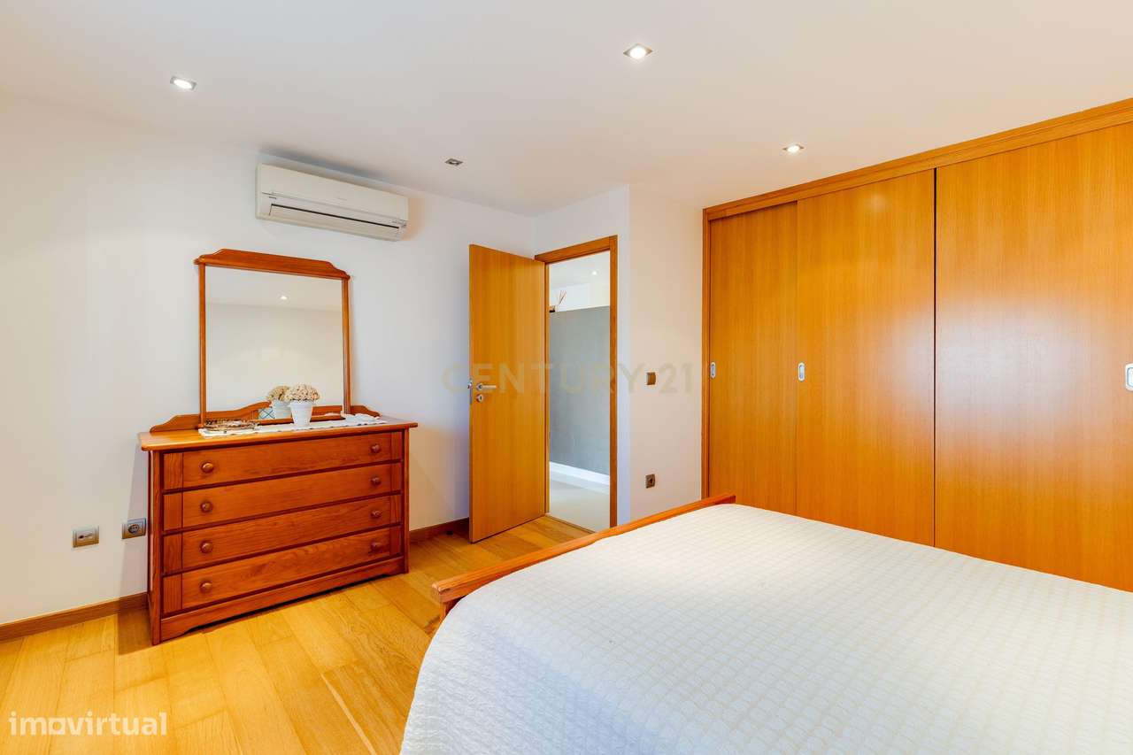 Luxuosa Moradia T 5 com Vista Panorâmica em São Simão de Litém, Pombal-20