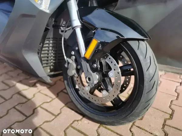 BMW C650 GT - 10