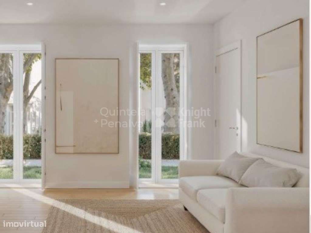 Apartamento T0 com pátio em Campo de Ourique - Grande imagem: 5/10