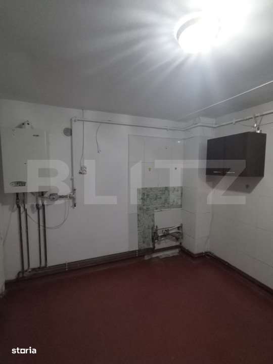 Apartament 3 camere, 66 mp, decomandat, zona- Micro 4 - Imagine principală: 4/10