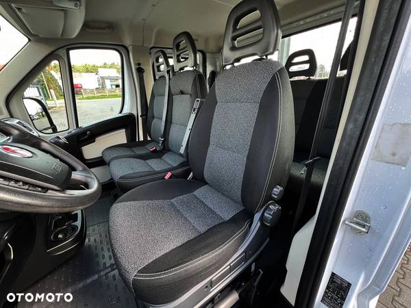 Fiat Ducato Brygadówka Doka 7-miejsc + Skrzynia - 10