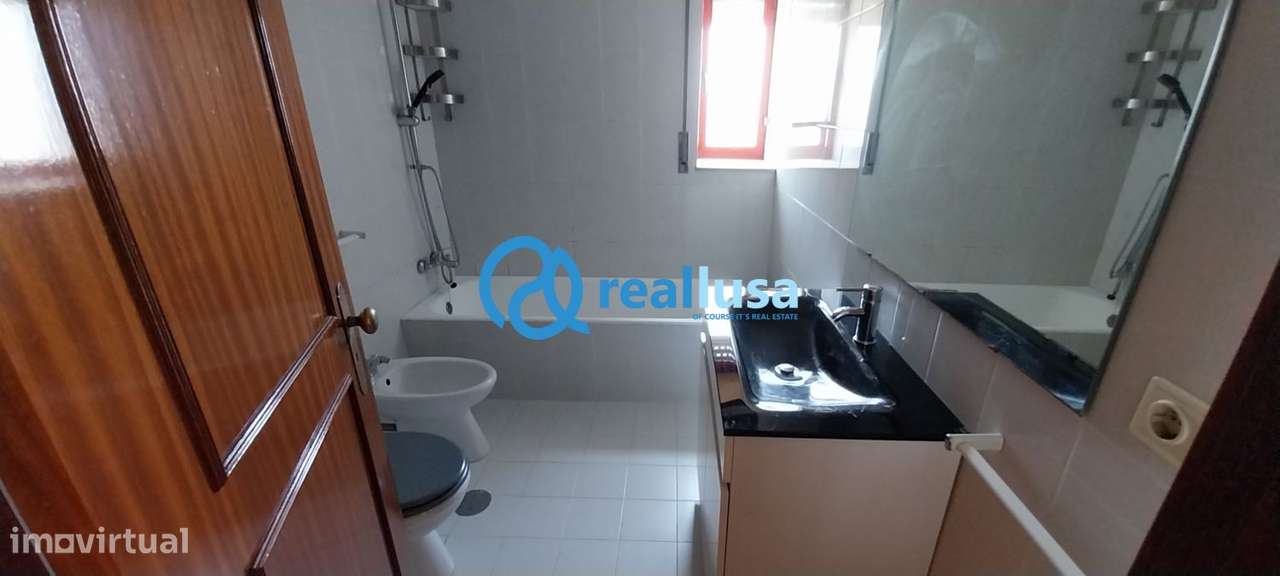 Apartamento T2 c/ garagem Custóias Matosinhos-12