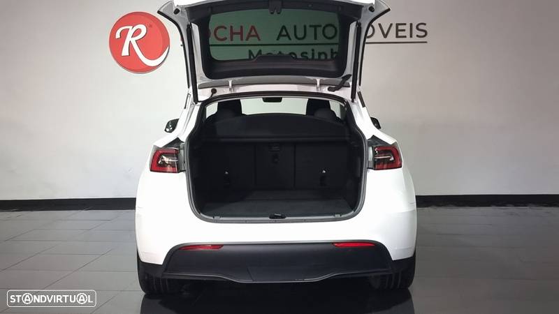 Tesla Model Y Long Range Dual Motor AWD - 5