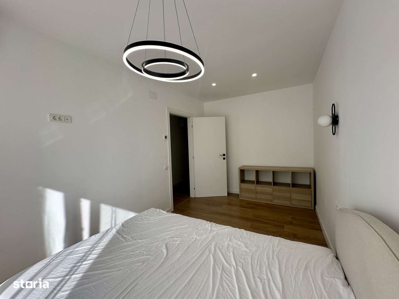 Vilă 5 camere mobilată și utilată în Pipera, ansamblu rezidential-9