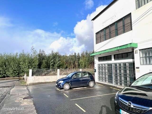 Armazém na Zona Industrial das Travessas, São João da Madeira  - Grande imagem: 5/20