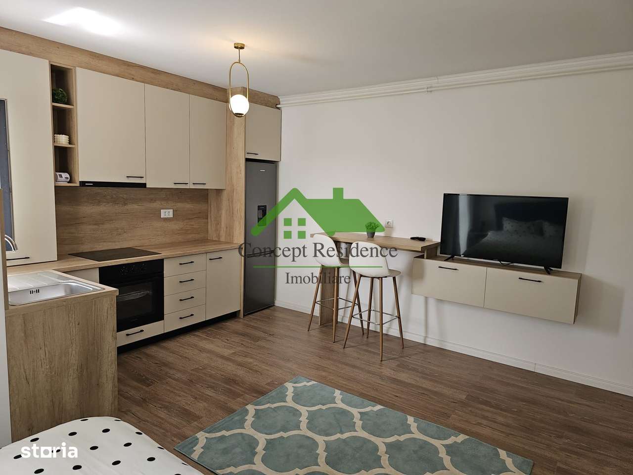 Vand garsoniera, bloc nou, zona centrul vechi - Imagine principală: 2/7