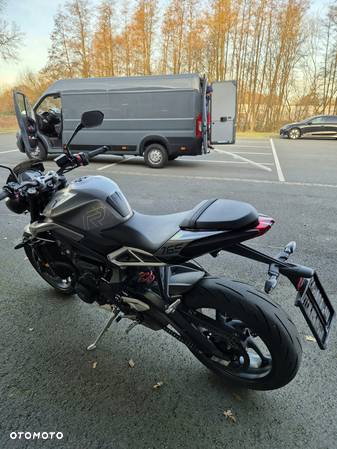 Triumph Street Triple - 2