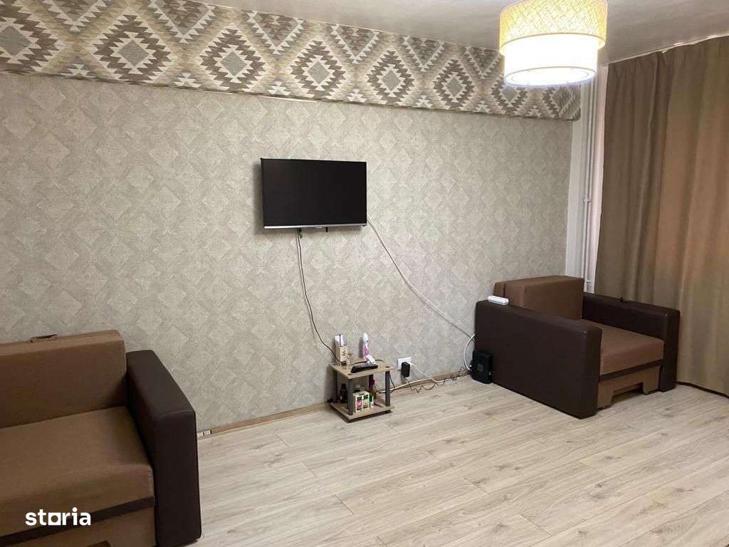 Doua camere decomandate, etajul 2-0