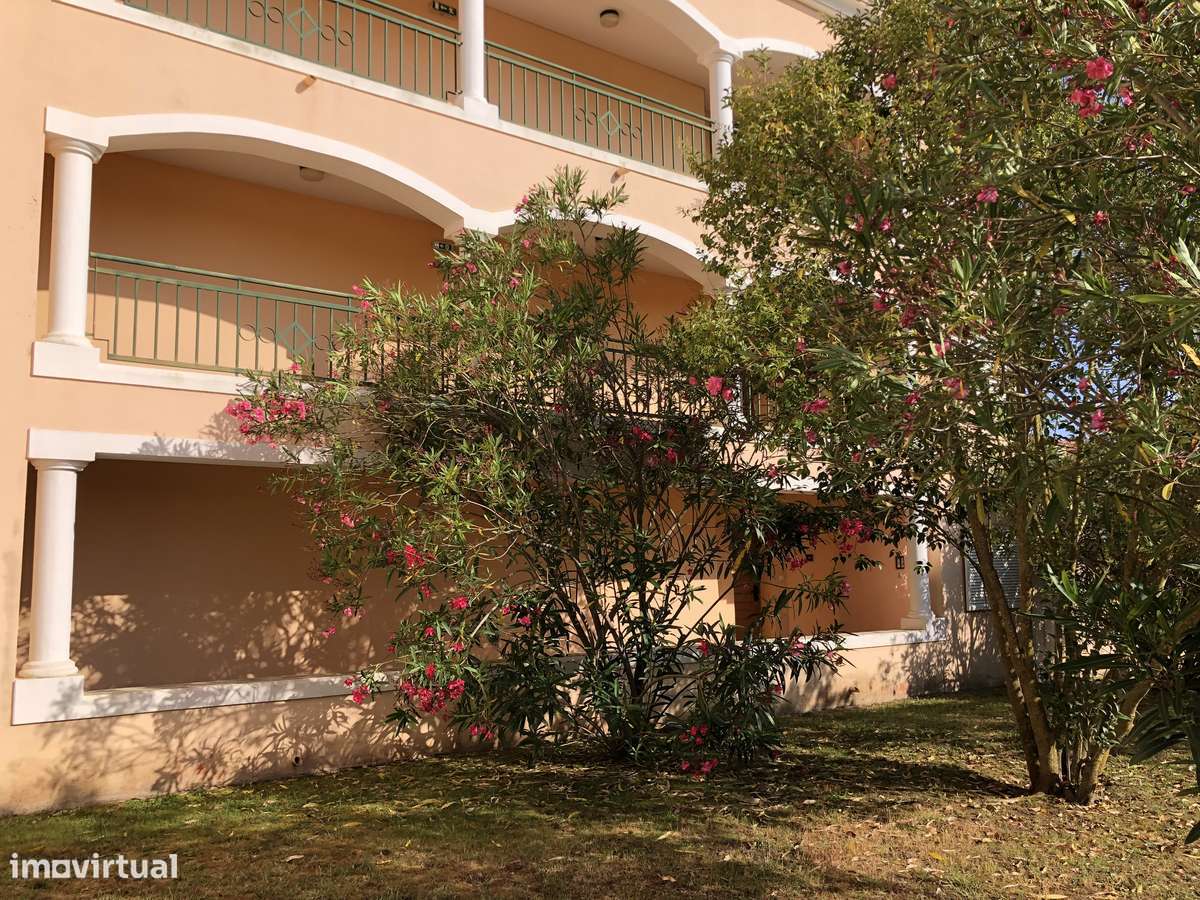 Apartamento T1 Espaçoso no Condomínio Campo Real – Perto de Lisboa - Grande imagem: 5/24