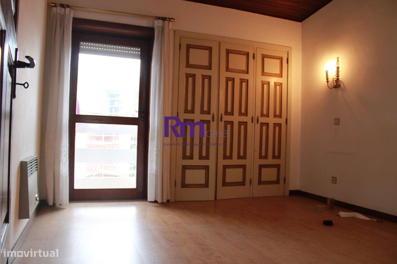 excelente moradia independente na Cruz de Celas-16