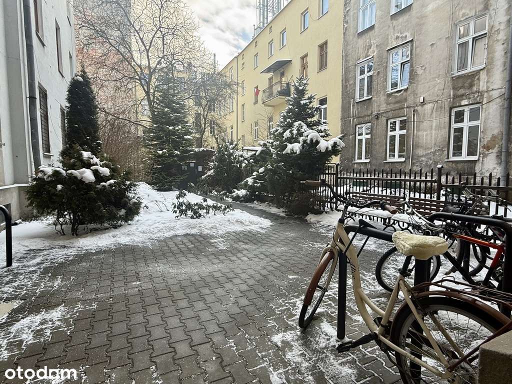 Kawalerka z osobną kuchnią ulica Dietla-8