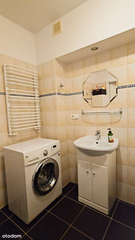 Dom w zabudowie szeregowej –  Bielsko-Biała, ul. Św. Jadwigi Śląskiej-12