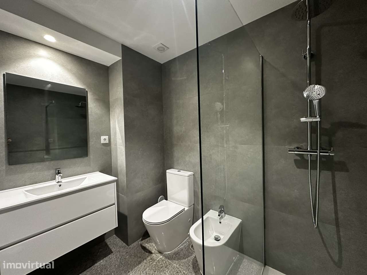 Apartamento T2 em Viana do Castelo-17